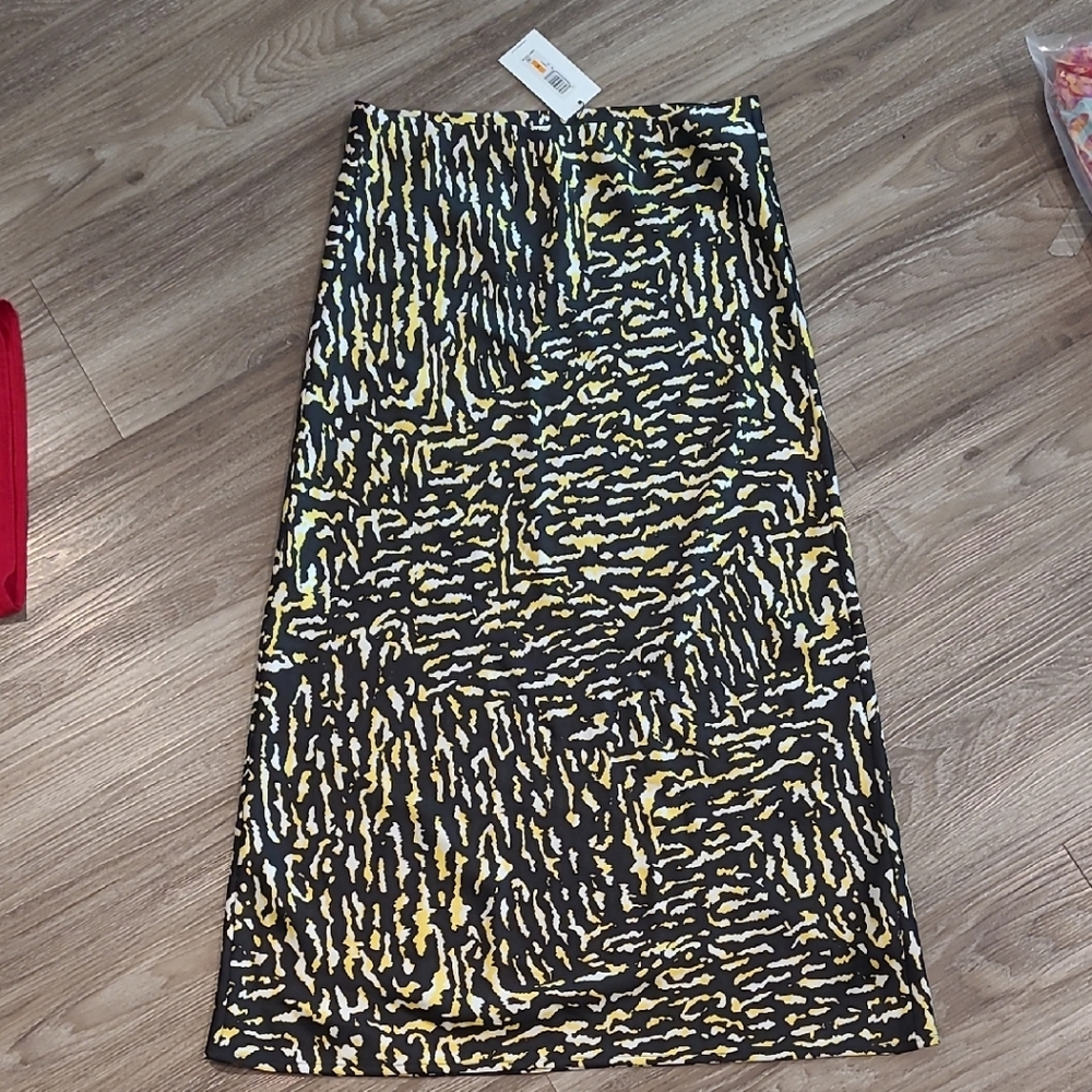 Calvin Klein Black and Yellow Abstract Pencil Skirt